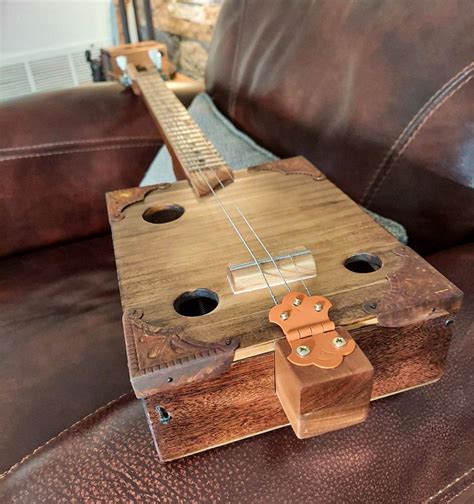 custom cigar box guitars